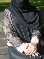 EMORA LACE ABAYA