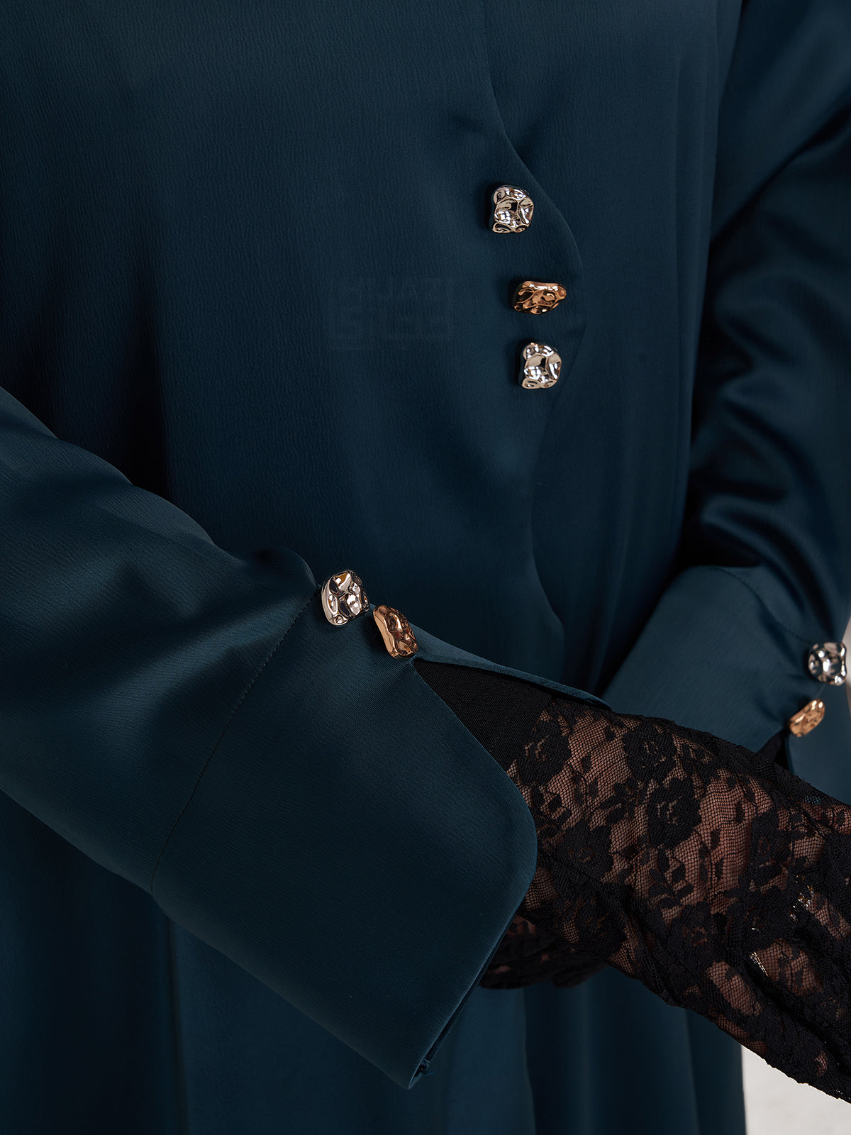 MAWJ NUJUM ABAYA- BOTTLE GREEN