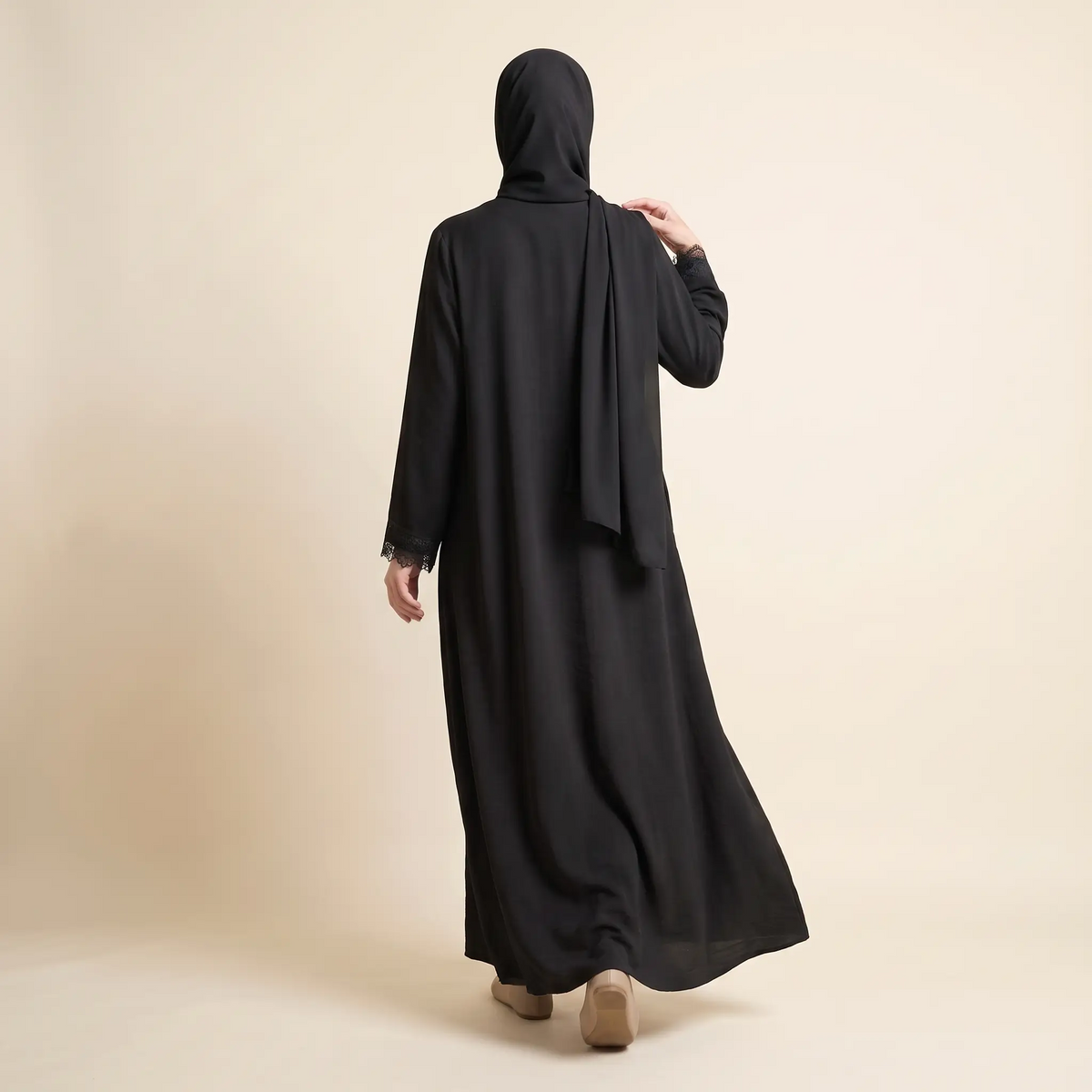 LAMEES LACE ABAYA
