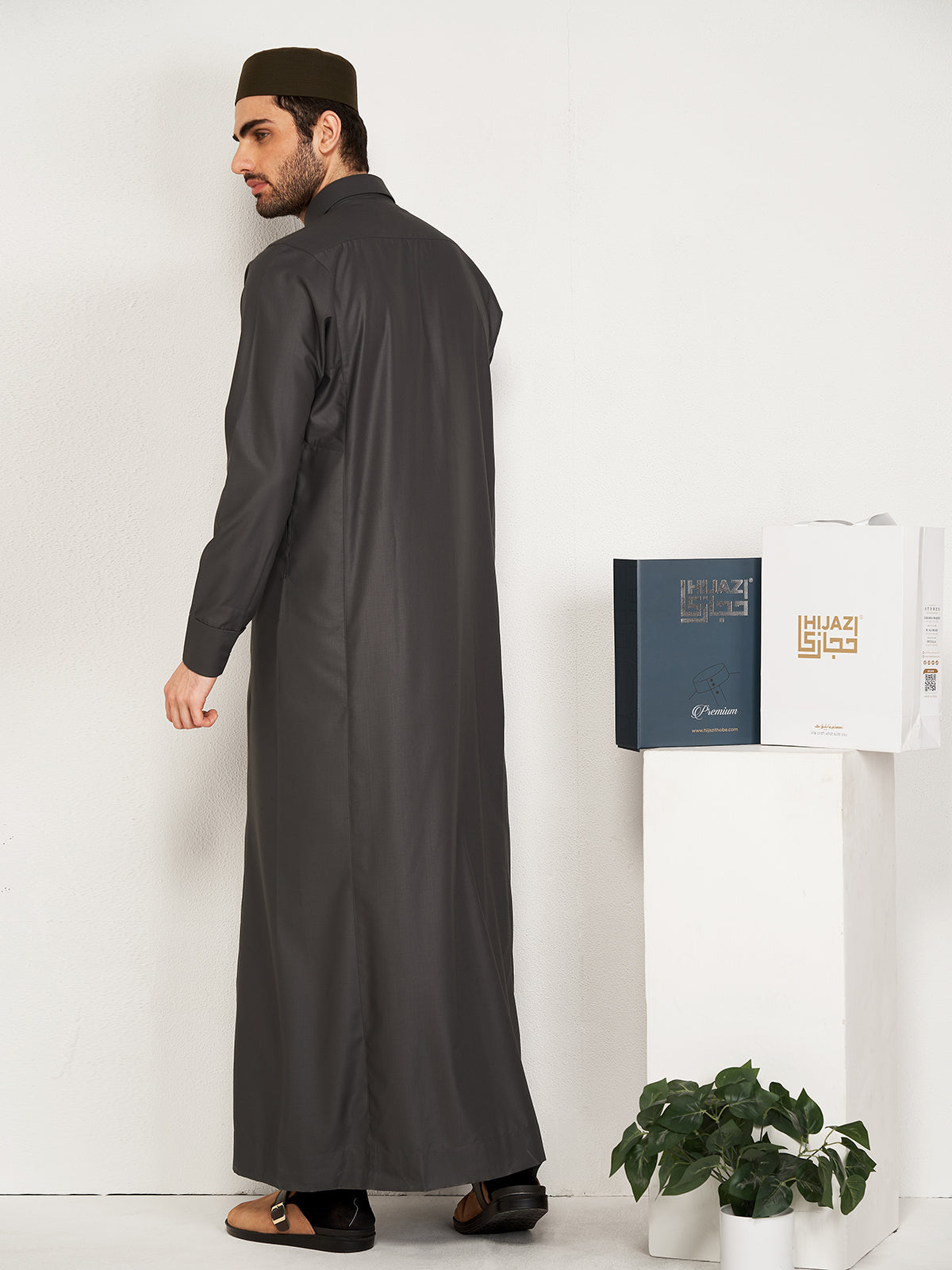 Al-Waqar Premium Thobe – Steel Grey