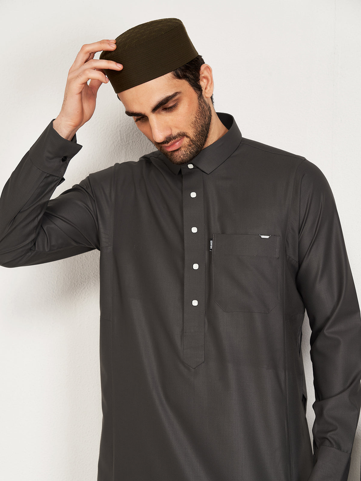 Al-Waqar Premium Thobe – Steel Grey