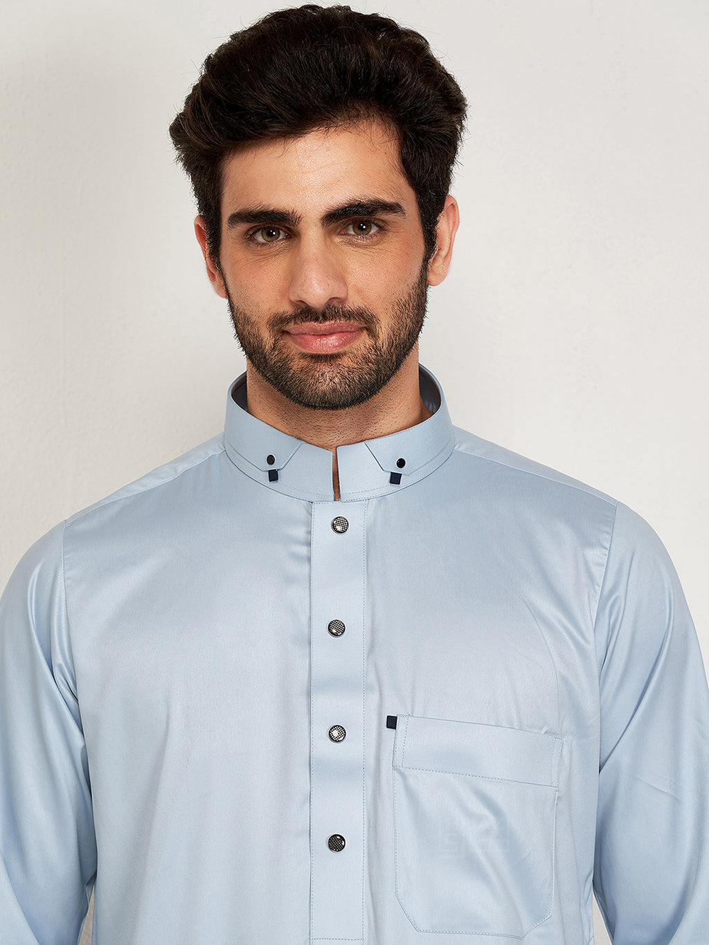 Uraz Thobe - Sky Blue