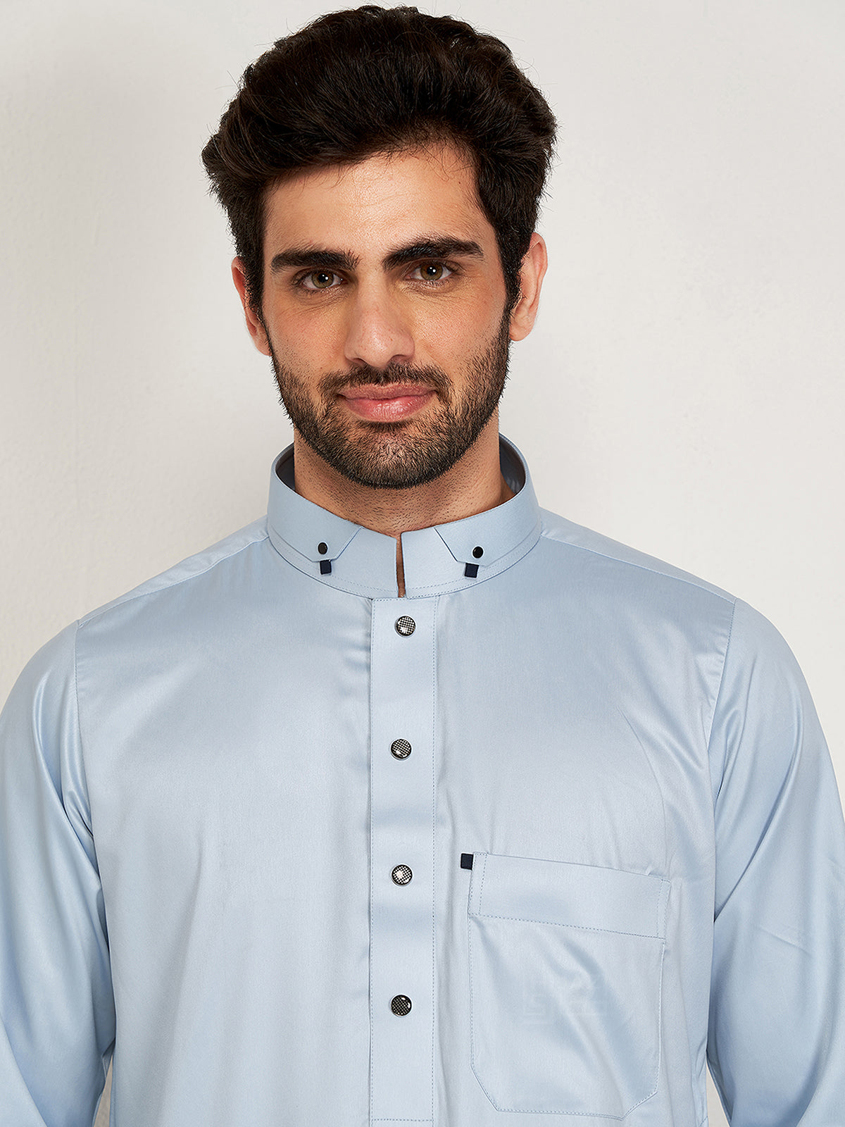 Uraz Thobe - Sky Blue