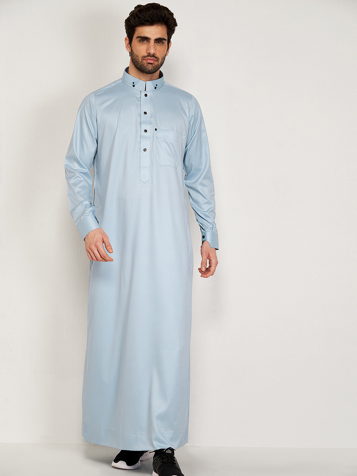 Uraz Thobe - Sky Blue
