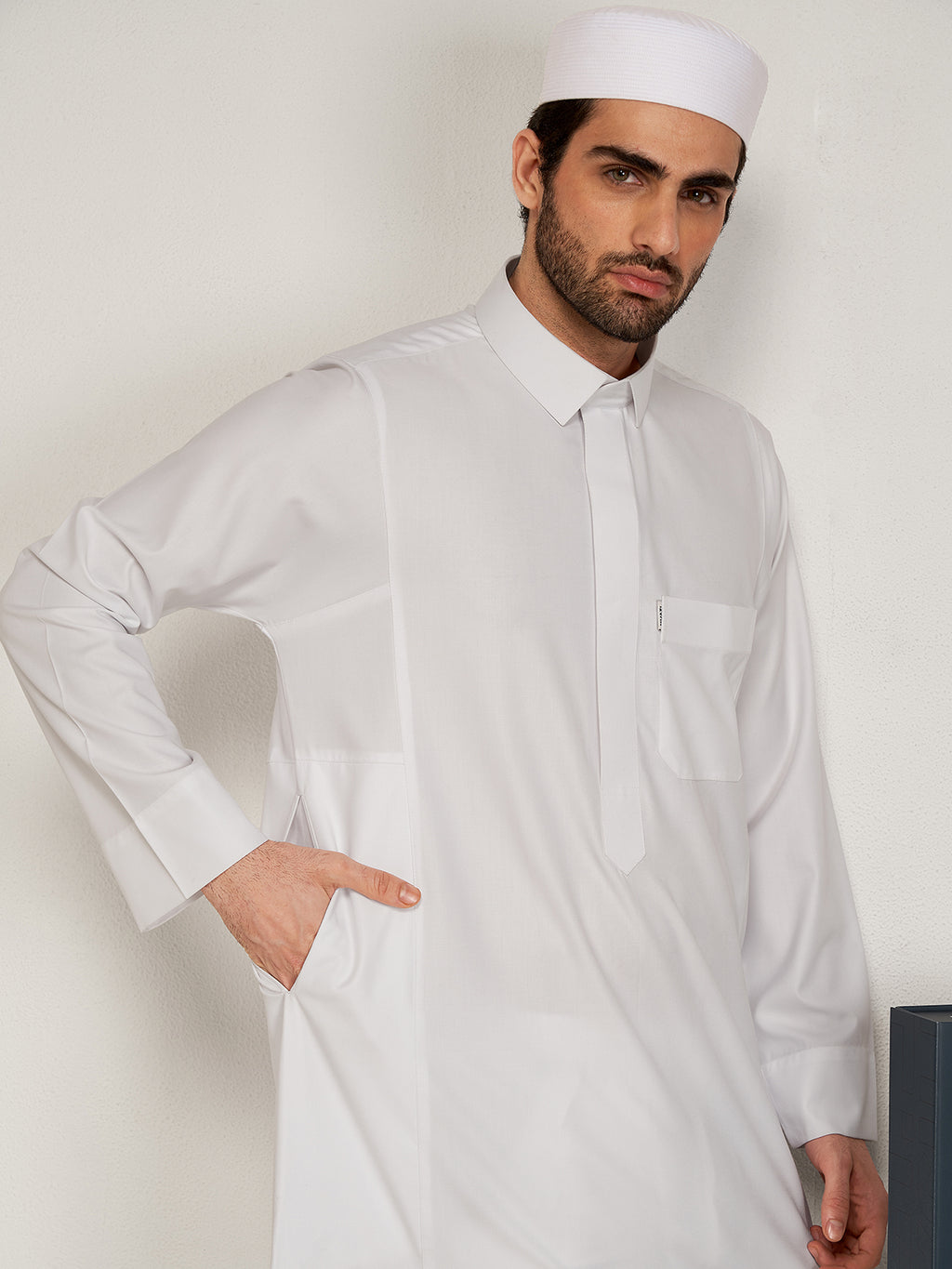 Al-Muqaddas Pemium Thobe –  White