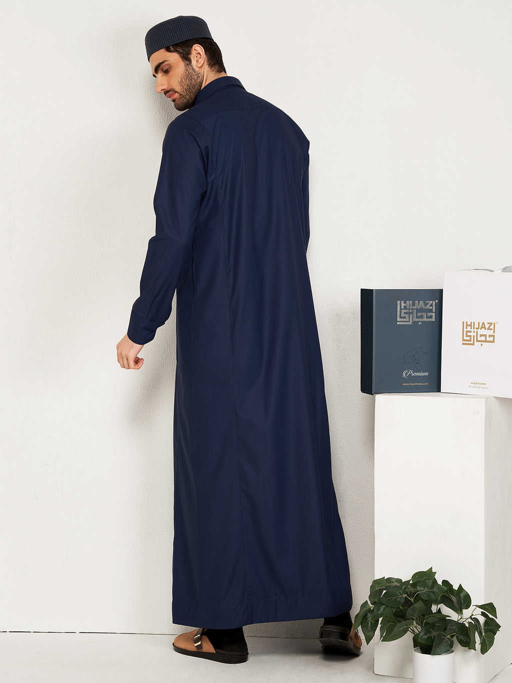 Al-Waqar Premium Thobe – Navy Blue