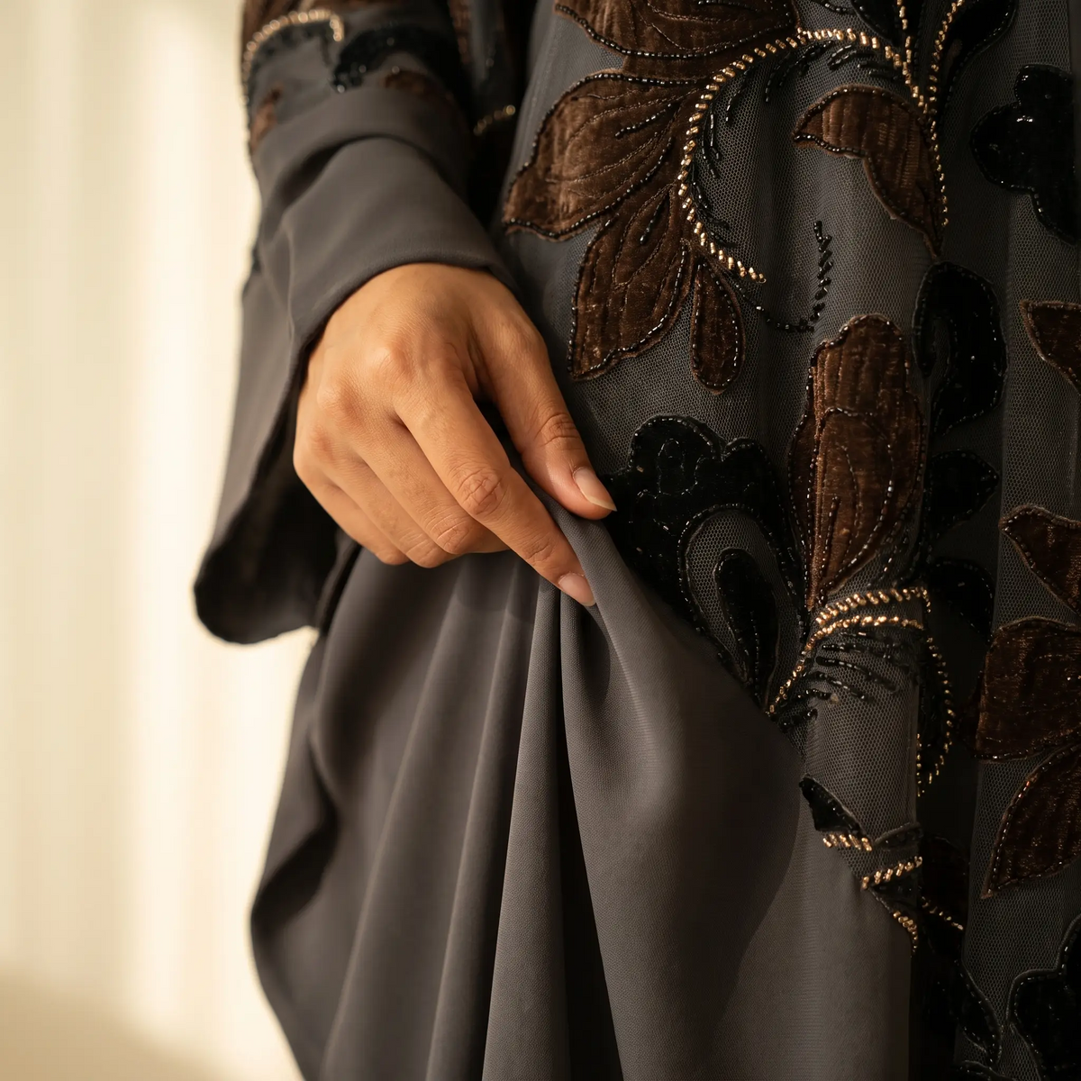 VELVET TWILIGHT SHRUG