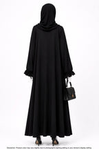AMIRA PLEAT WORK ABAYA