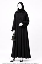 AMIRA PLEAT WORK ABAYA