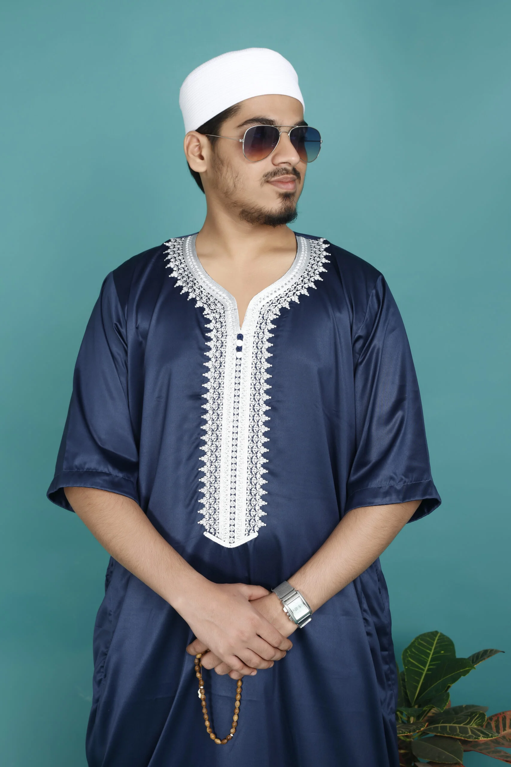 Threads of Tradition: Moroccan Thobe - Majesty in Sapphire Blue