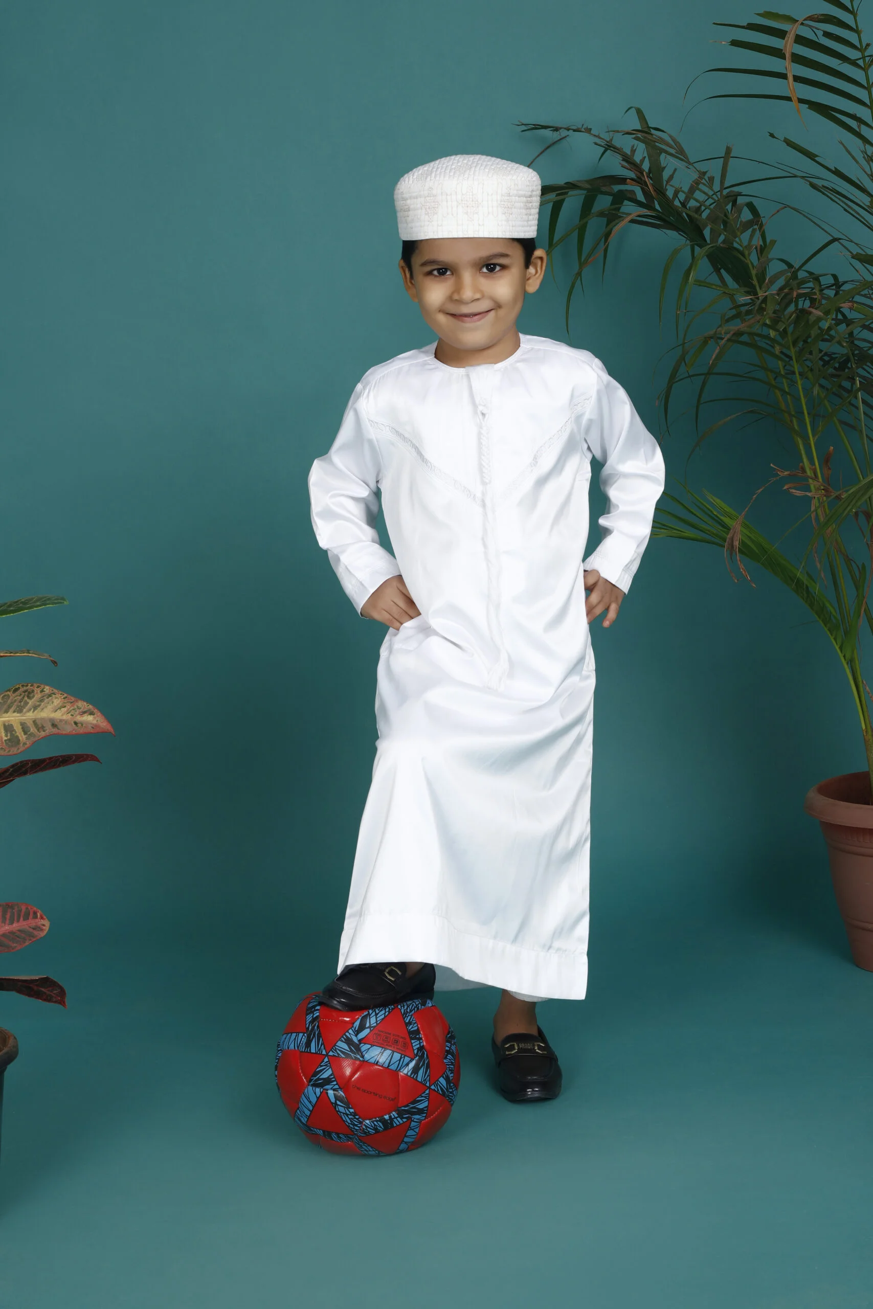 White Emarati Kids Thobe: A Canvas of Heritage, Playful Exploration, and Customization